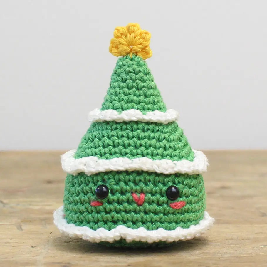 Mini Christmas Tree - Crochet Kit