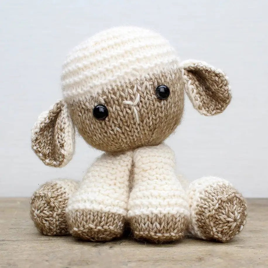 Lore Lamb - Knit Kit
